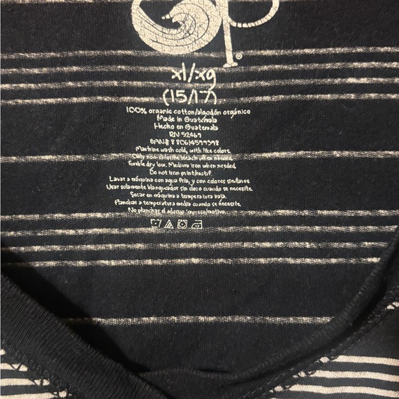 Ocean Pacific Striped V-Neck Tee Women’s XL Black & White 100% Cotton OP - Picture 3 of 3